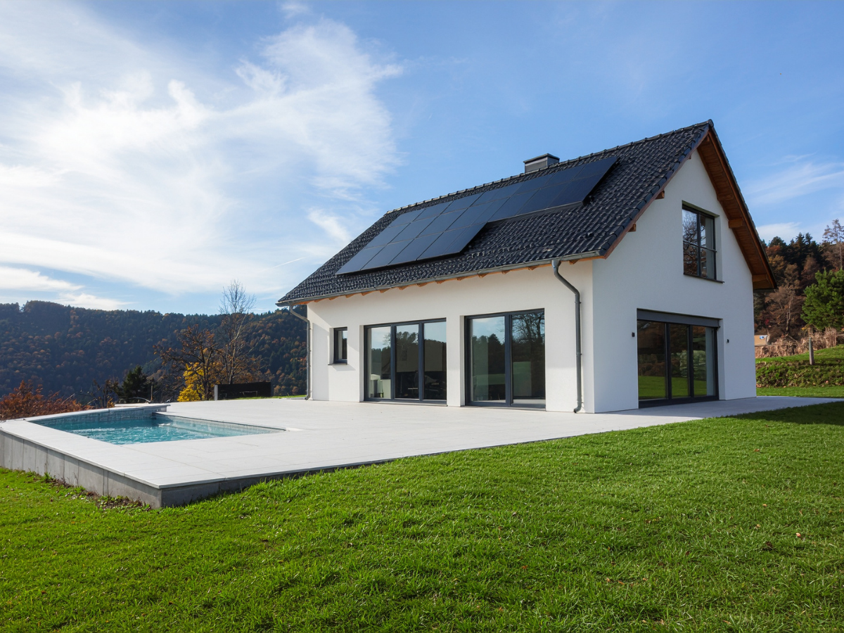 Lee más sobre el artículo ¿Merece la pena instalar placas solares en una casa pequeña?