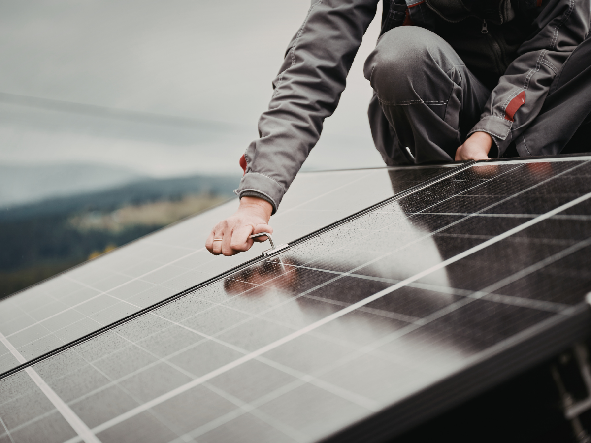 Lee más sobre el artículo ¿Puedo quitar las placas solares en el futuro?